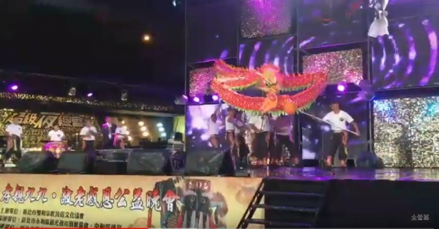 超級夜總會舞龍表演